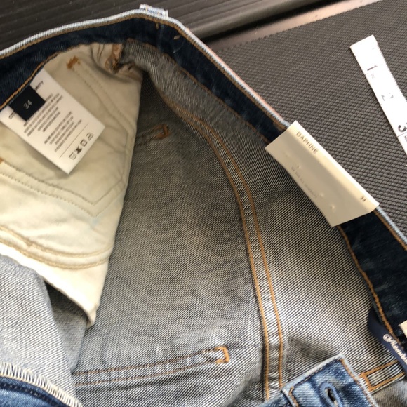 CoH (34) Daphne High Rise stovepipe Port of Call - Picture 6 of 16